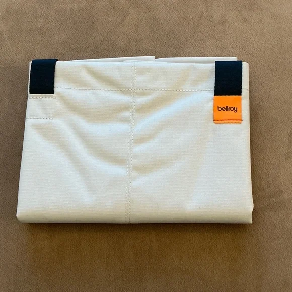 Bellroy Market Tote in Pale Blue - Picture 8 of 12